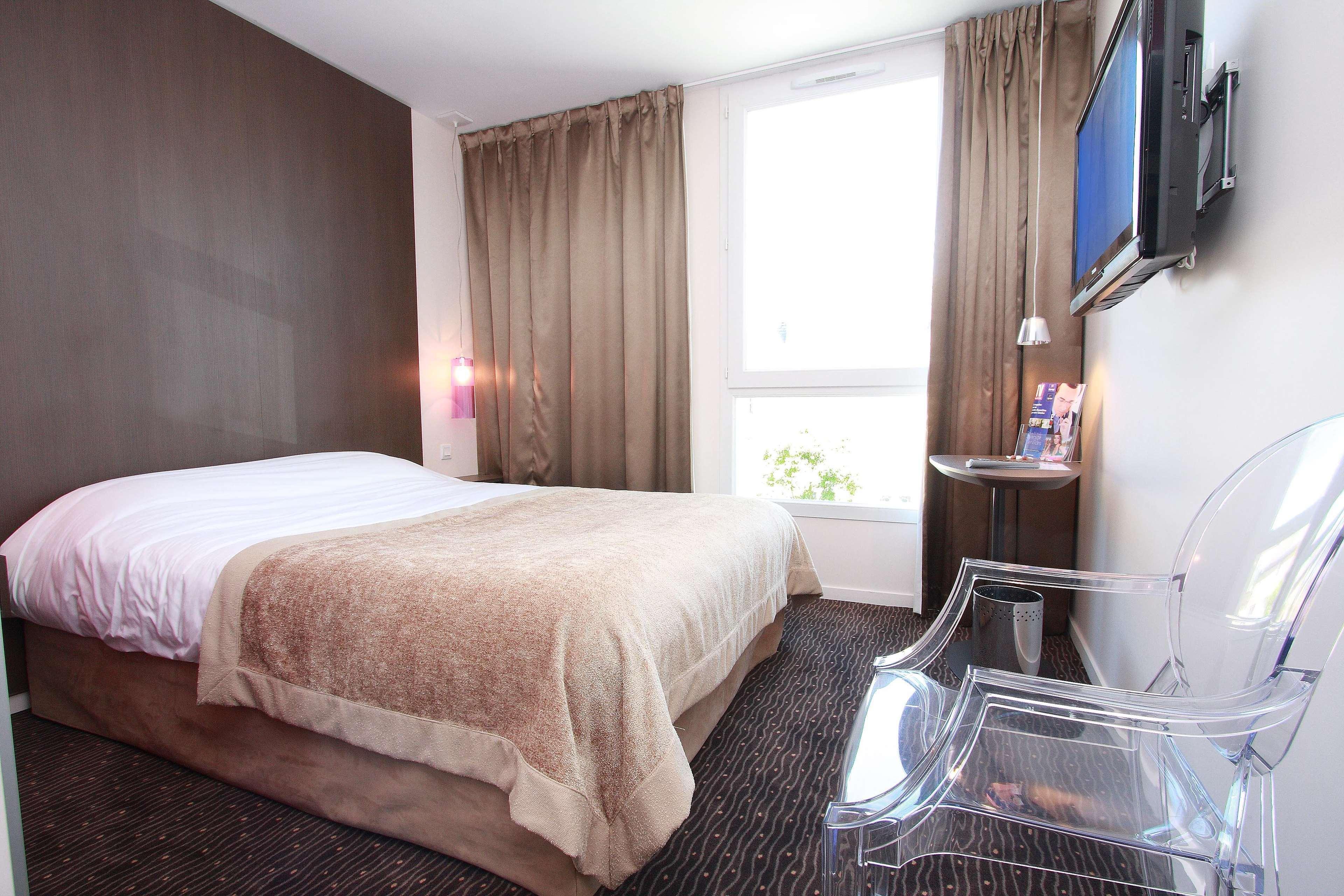 Kyriad Charleville Mezieres Bagian luar foto