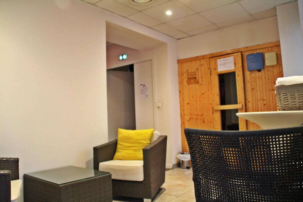 Kyriad Charleville Mezieres Bagian luar foto